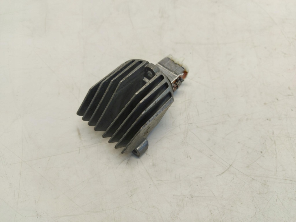 Bmw f10 m5 m6 модуль лампи правий світло pozycyjnego ringu 18592200 в Україні