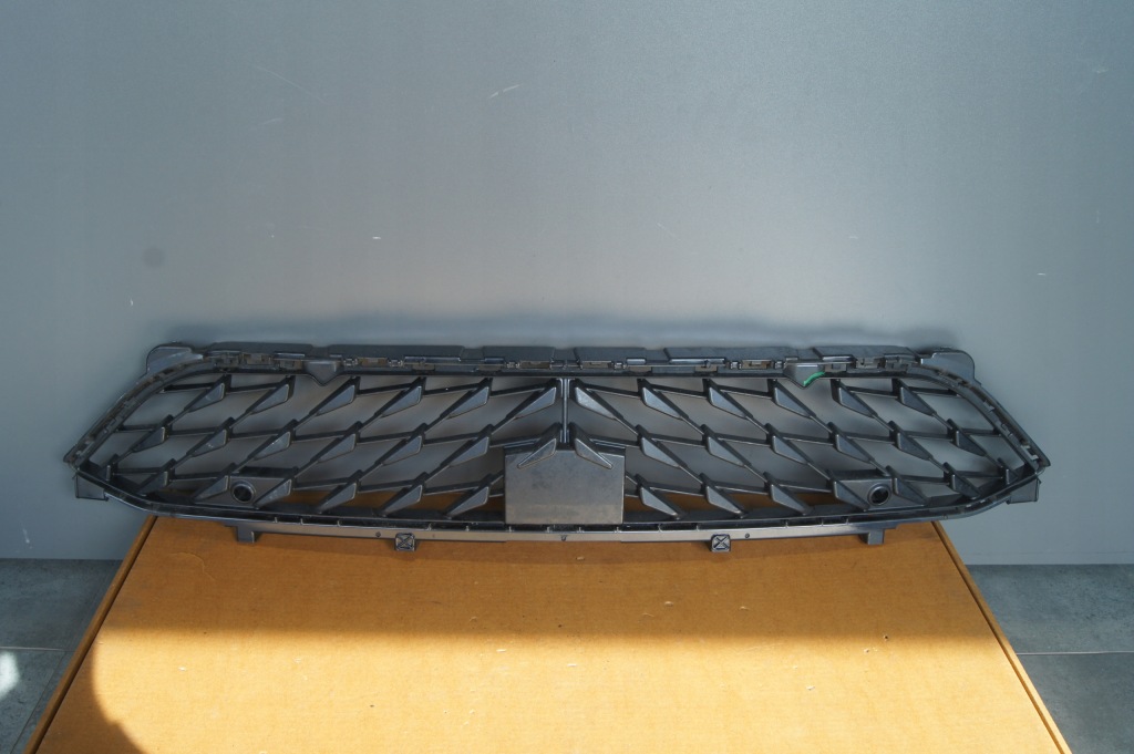 фото №1, Решітка радіатора бампера cupra born решітка бампера перед