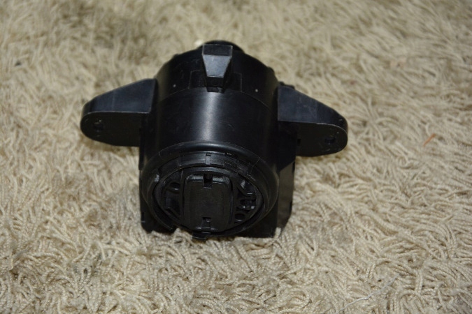 фото №1, Замок запалювання vw touareg 7p6905843b