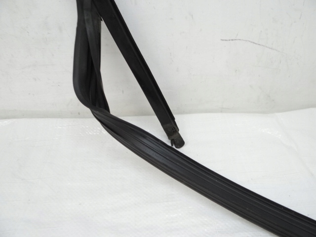 фото №6, Citroen c3 aircross левая задняя прокладка дверь стекло 13452288