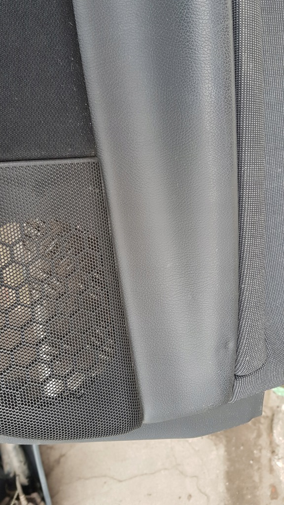 фото №8, Mercedes w203 coupe обшивка обивка правая