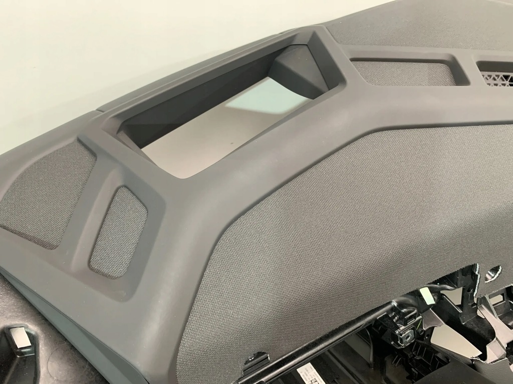 фото №8, Bmw xm g09 приборная панель приборная консоль nappa czerona nić оригинал