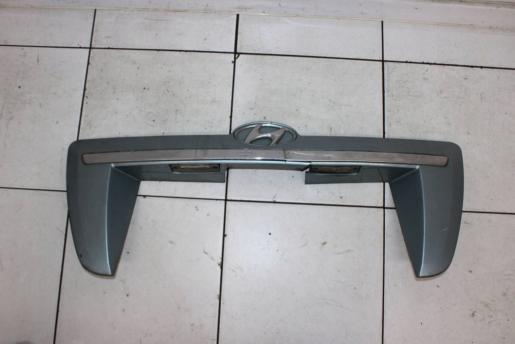 фото №1, Hyundai tucson i 2009r накладка молдинг кришки багажника задня задня bu