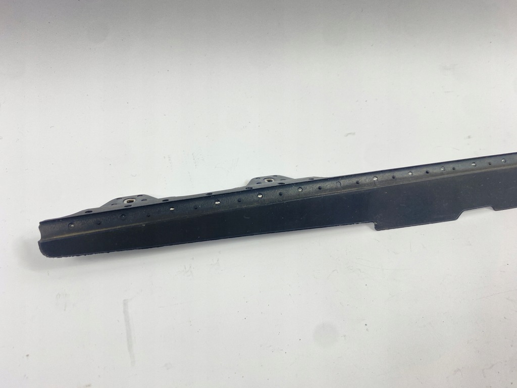 фото №8, Защита резиновый элемент люк левая mercedes w124 ce w126 sec w140 w201 1407800392