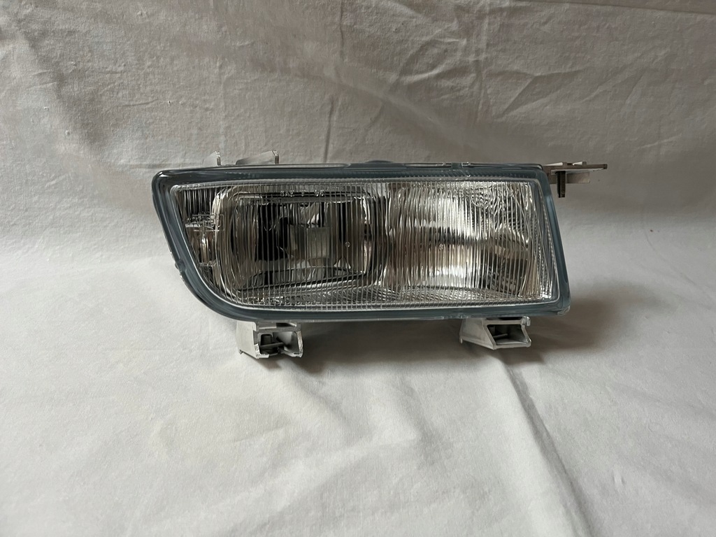 фото №11, Протитуманна фара правий saab 9-5 2001-2005