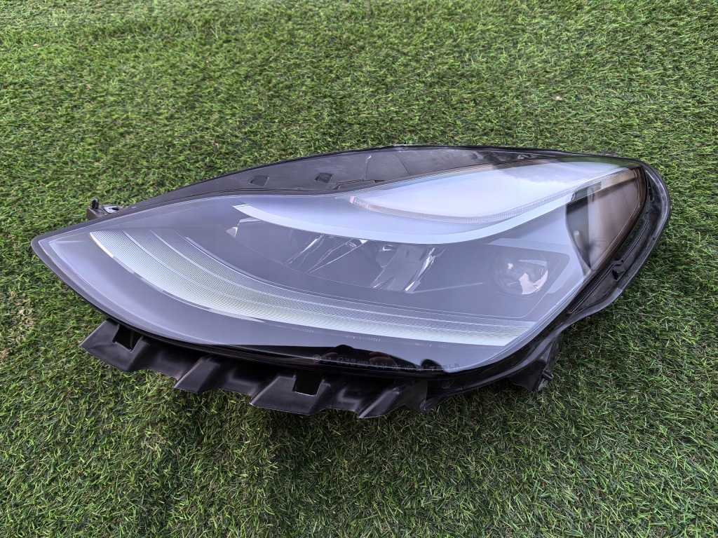 Купить Tesla 3 y рестайлинг  фара левая перед full led cała!