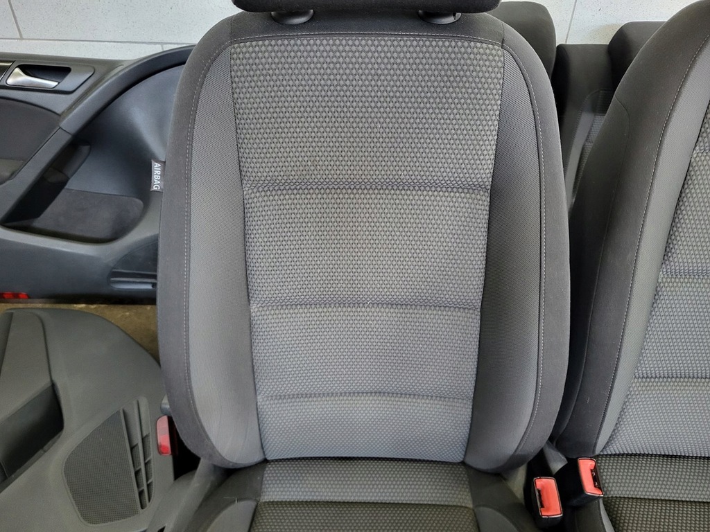 фото №8, Vw golf vi lift hb 5-двері сидіння сидіння обшивка обшивки заднє сидіння uk