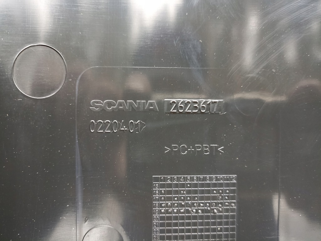 фото №6, Scania r s спойлер защита межосевая панель