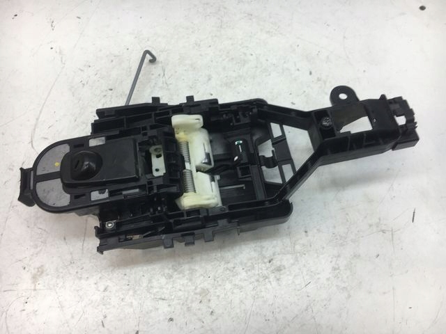 фото №1, Volvo xc90 ii кронштейн ручка левый перед 31378250