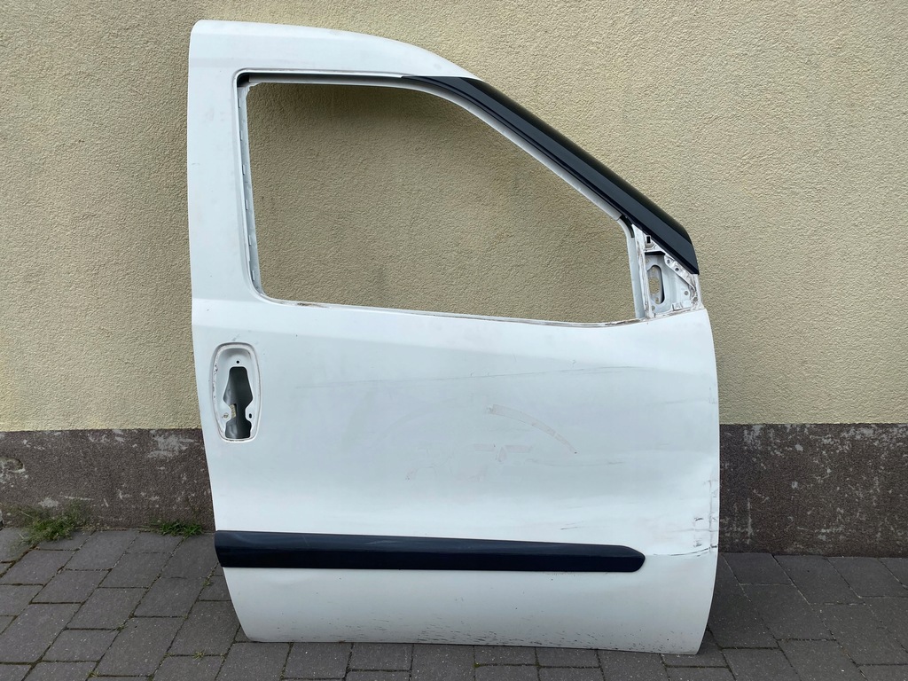 фото №1, Doblo ii 2 combo d 10- дверь правое передние перед