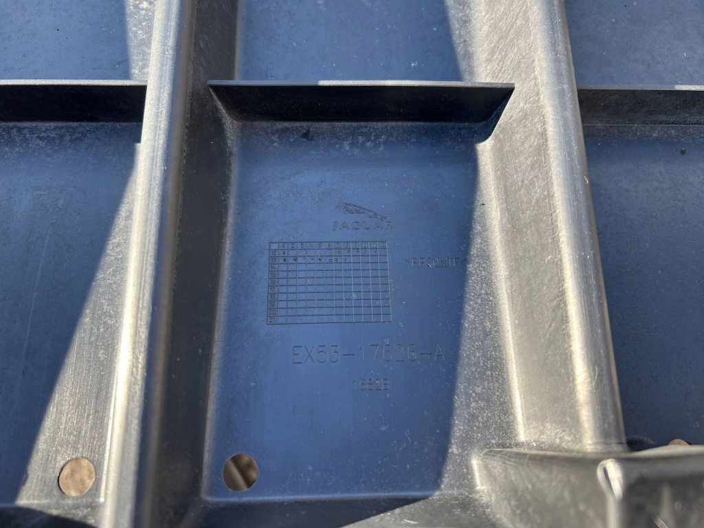 фото №8, Защита нижняя бампера двигателя спойлер подвеска jaguar f-type x152 2013r-