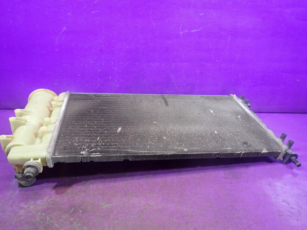 Fiat punto 2 99-03 1.2 60km радіатор води b566 в Україні