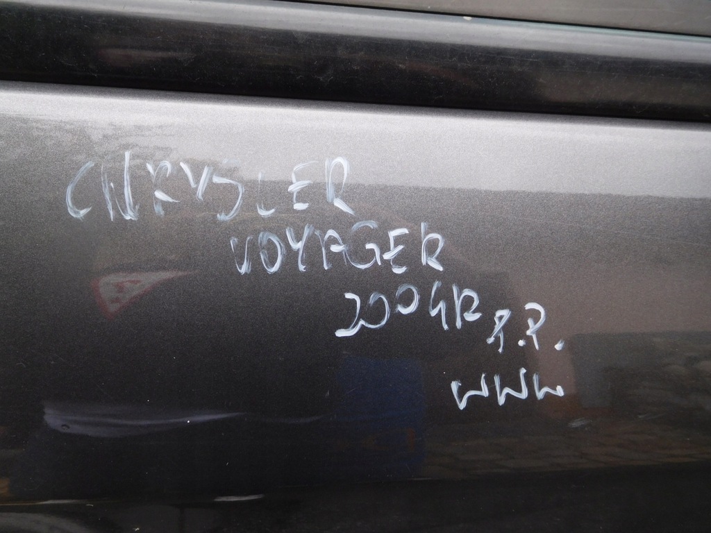 фото №7, Двері праве перед chrysler voyager iv 04 fl eu