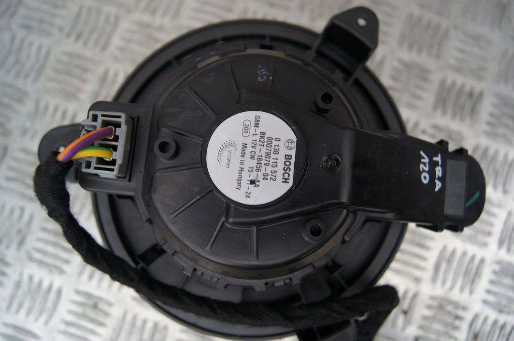 фото №3, Ford оригинальный номер bk2t-18456-aa вентилятор воздуходувка