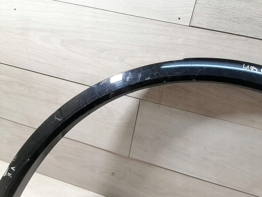 фото №10, Cayenne молдинг крила лівий задня 9y0854731j