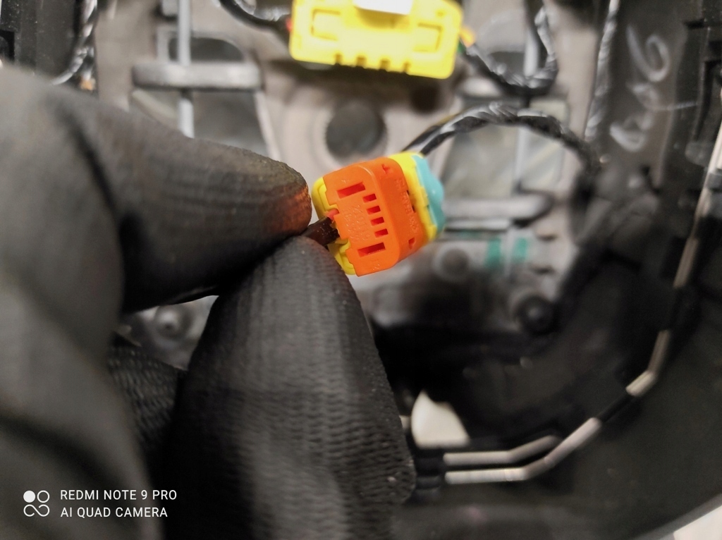 фото №11, Повітропровід шкіряний багатофункціональний citroen ds7 98186254zd