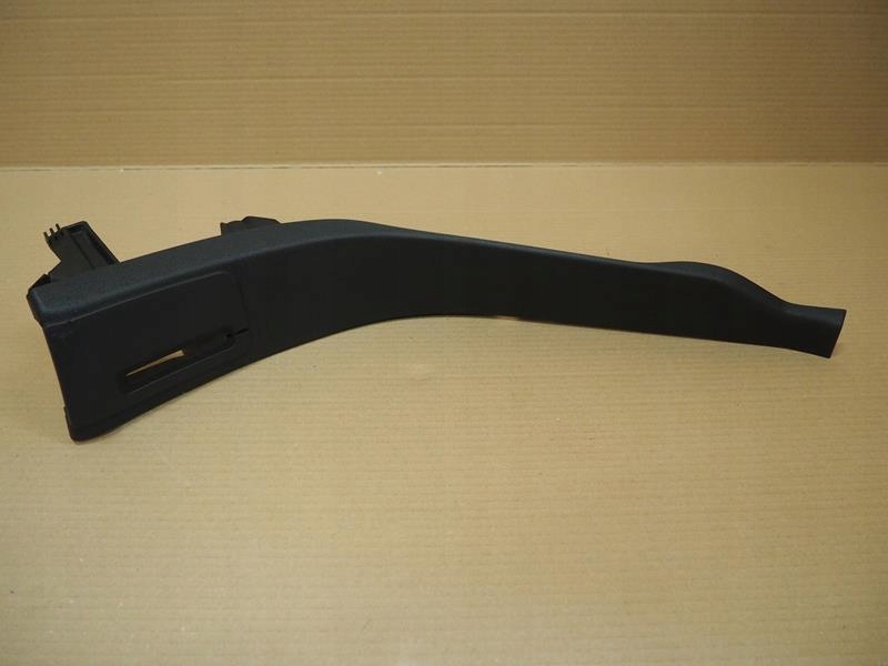 фото №1, Накладка защита порог правый задняя peugeot 3008