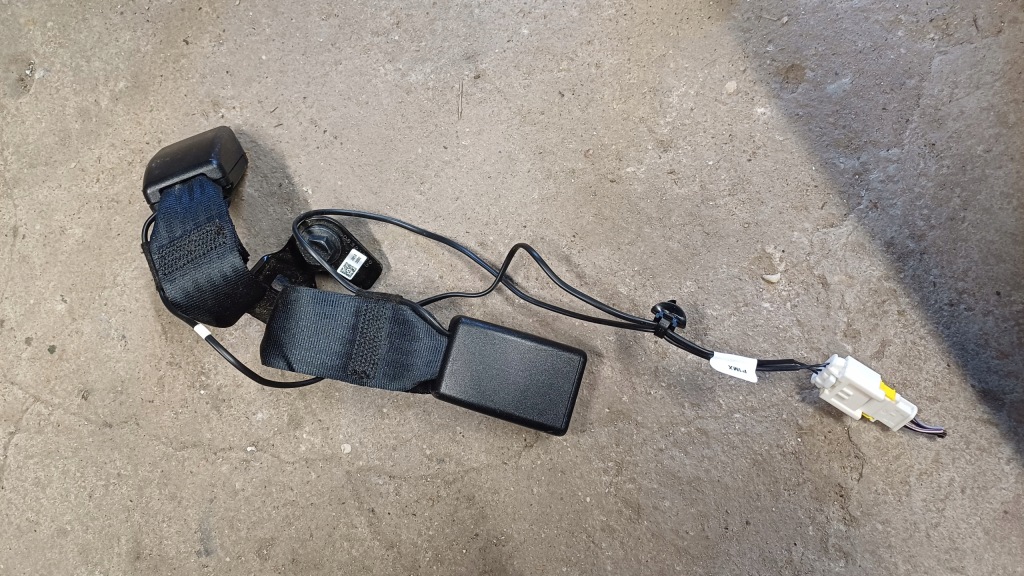 Купити Opel crossland кліпса кронштейн поперечина 13317aeu36