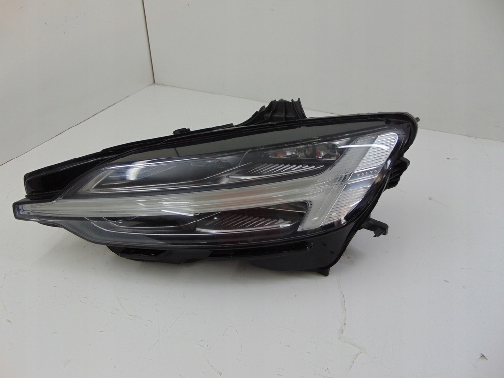 фото №1, Volvo s60 v60 ii лампа левая