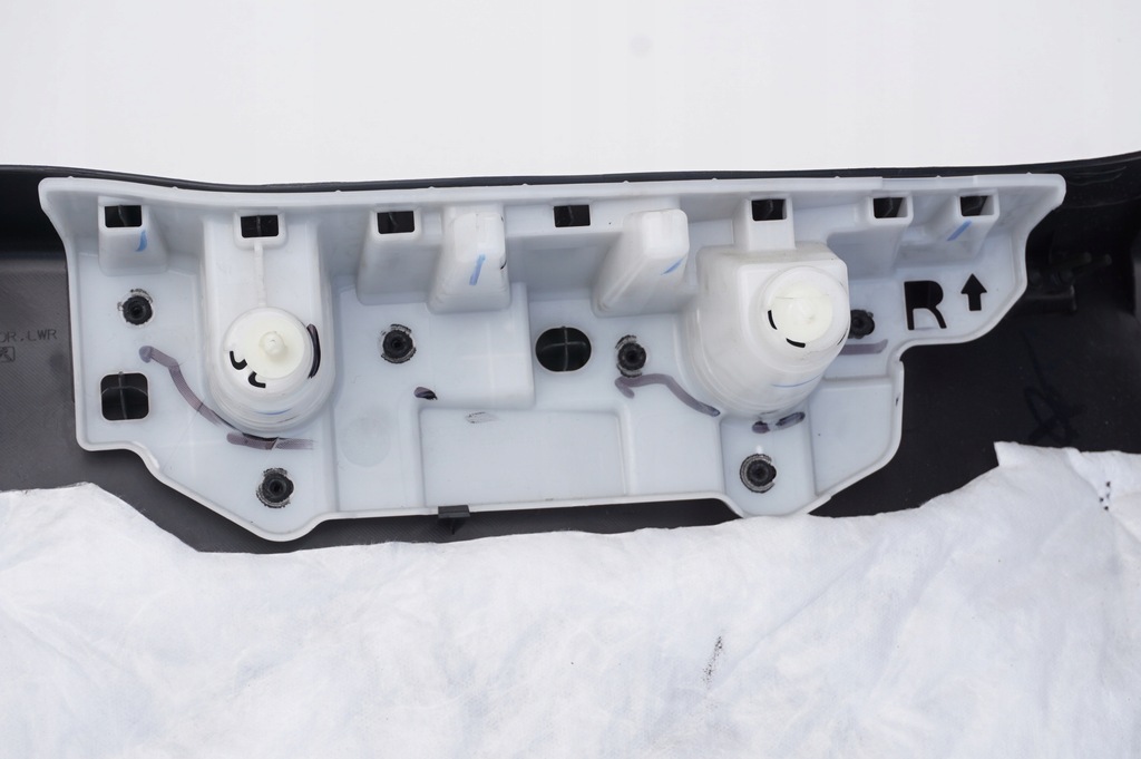 фото №13, Защита крышки багажника infiniti q30 qx30 909015da0a