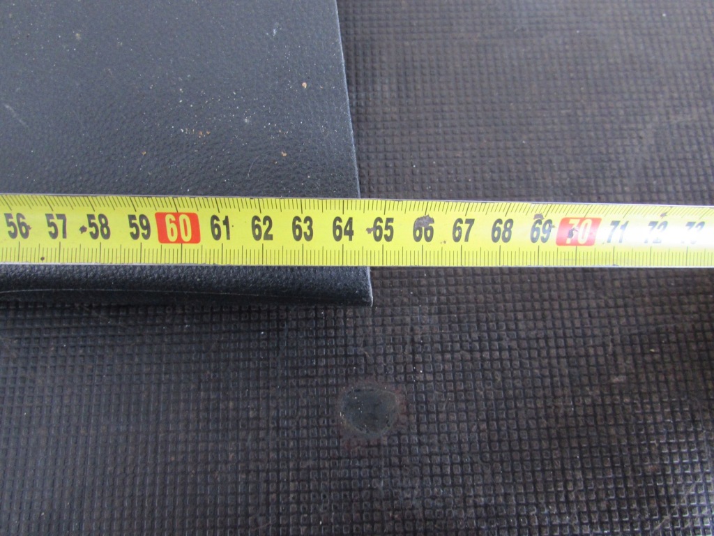 Накладка стойка среднего правый  toyota corolla e21 1.8 b hybrid 19-23 r. Недорого