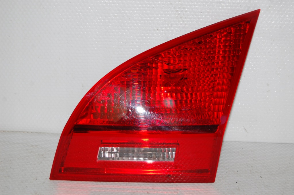 фото №1, Kia venga 92406-1p000 лампа задняя правая idealna