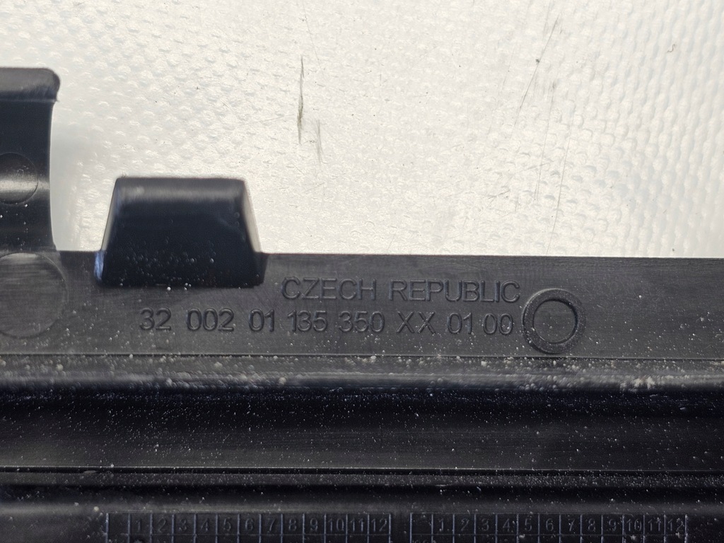 фото №12, Решётка средняя бампера bmw x1 f48 lift lci 19-21