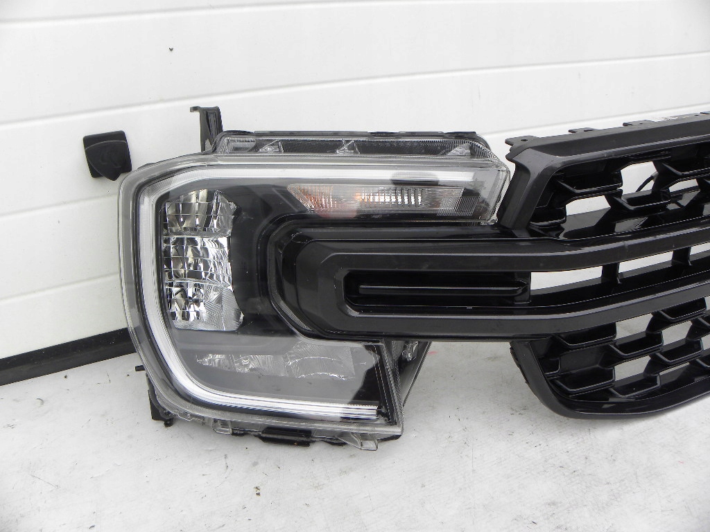 фото №3, Ford ranger iv,4 лампы передние led,atrapa-gryl na камера 22-2024 rok