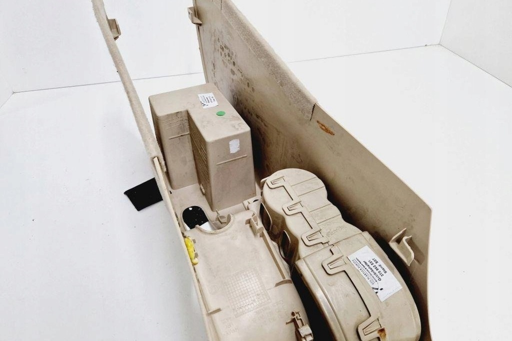 фото №8, Консоль панель приладів skoda superb i 3u4 3t0862531 1.97l дизель 2009