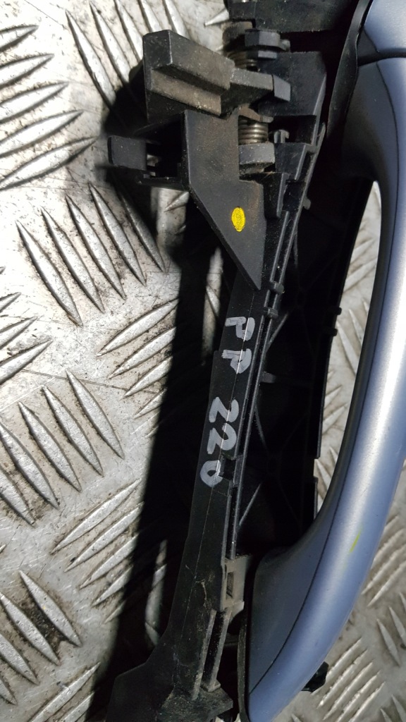 фото №3, Mercedes w220 ручка правая перед наружная