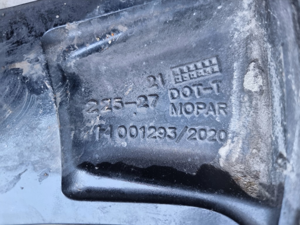 фото №9, Jeep grand cherokee wl long laredo 3.6 диски с шинами 20" 2022-