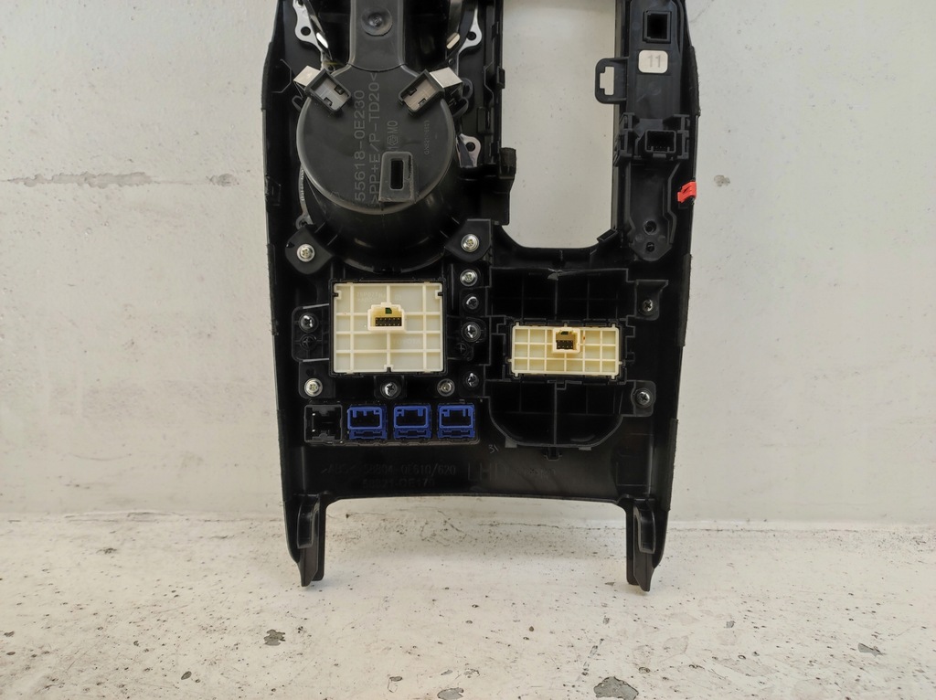 фото №8, Молдинг декоративна dekor рамка важіль перемикання передач вибірник передач highlander xu70 iv 4