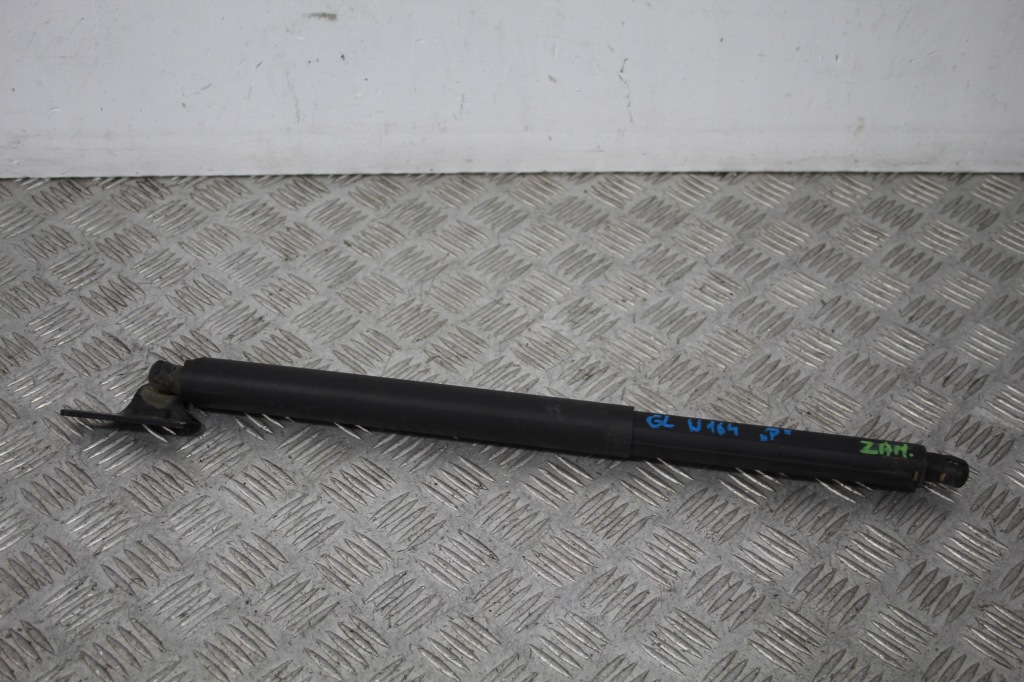Купить Привод амортизатор правый  gl w164 x164