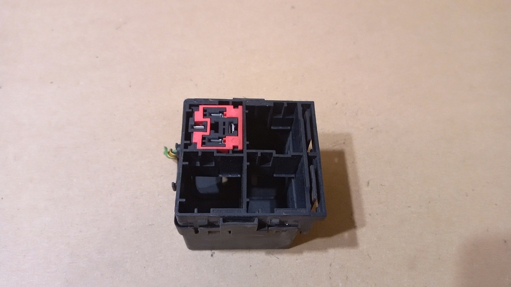 фото №1, Ford fiesta mk 6 2006 r. коробка реле