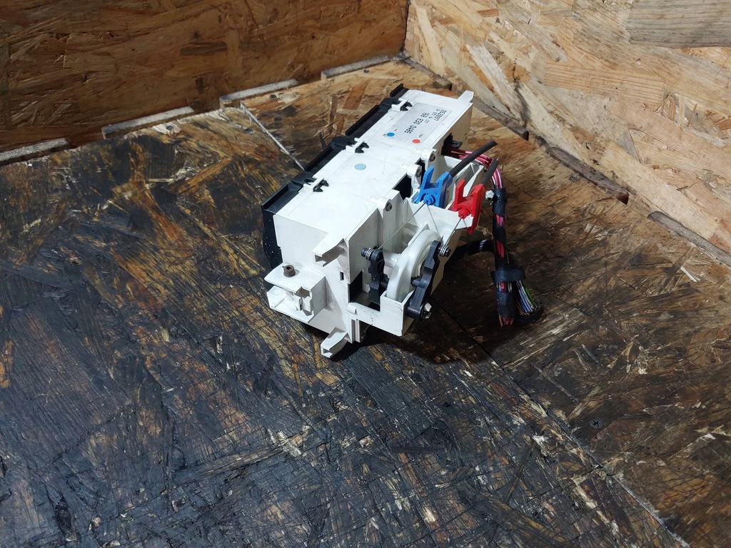 фото №7, Панель обдув кондиціонера mercedes w168 1688300485