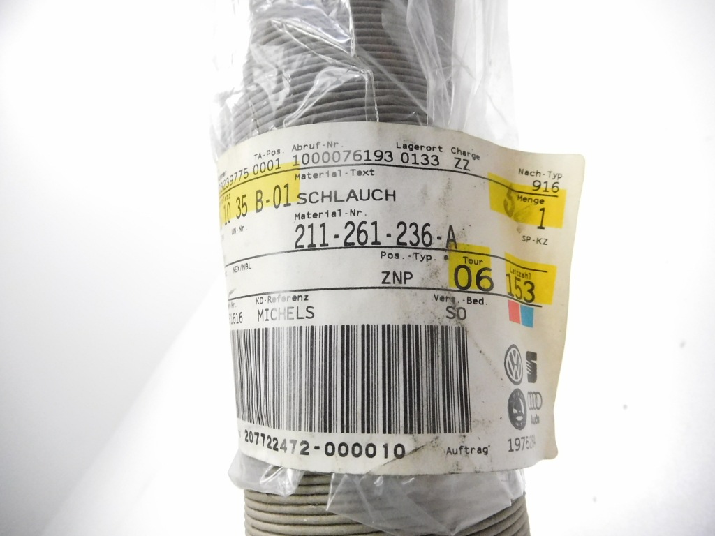 Шланг повітря правий volkswagen t2 211261236a Недорого