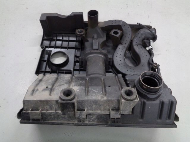 фото №7, Seat ibiza iii 02 1.2 12v защита двигателя 03e129607