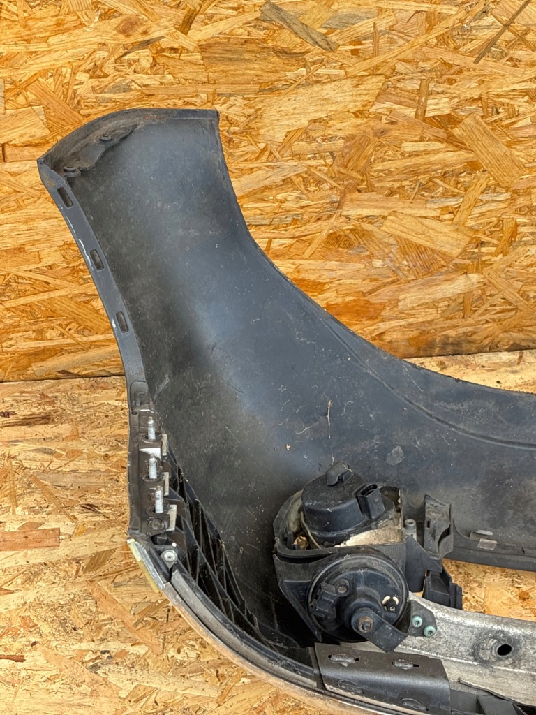 Audi a6 c5 бампер перед передний противотуманная фара sprysk с Разборки