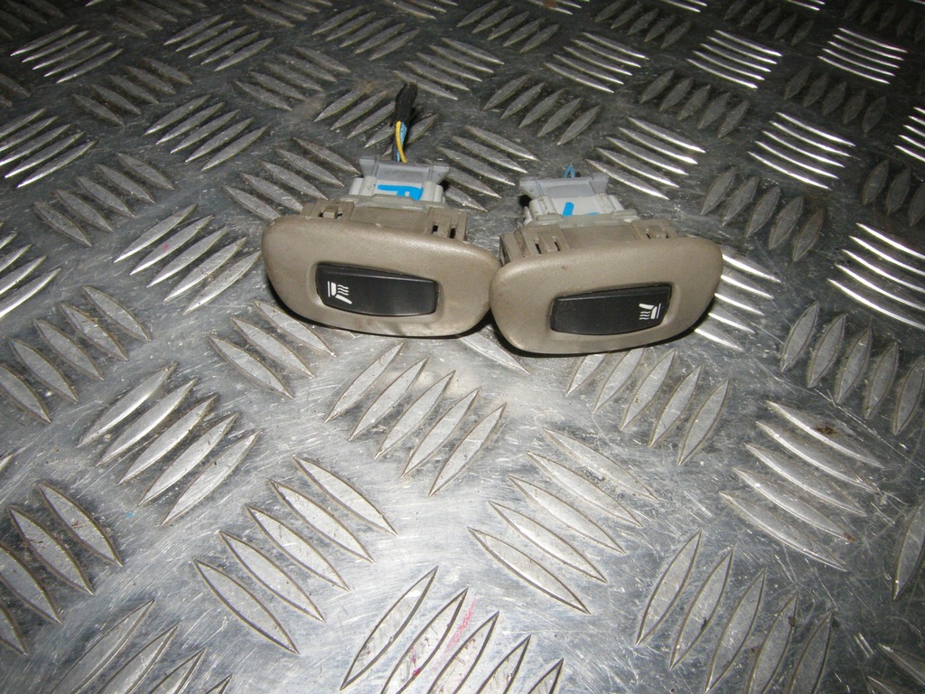 фото №1, Переключатель подогрев подогрев сиденье правый scenic ii