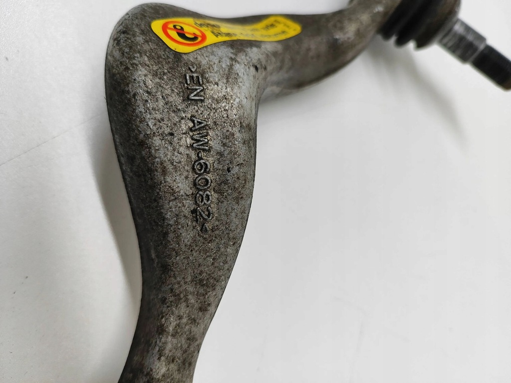 фото №7, Bmw 1 e81 e87 2008 перед сторона левая рычаг передний