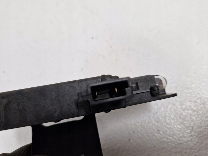 фото №4, Lincoln navigator 2 ii лампа бардачка освітлення 2l1x-15a563-a