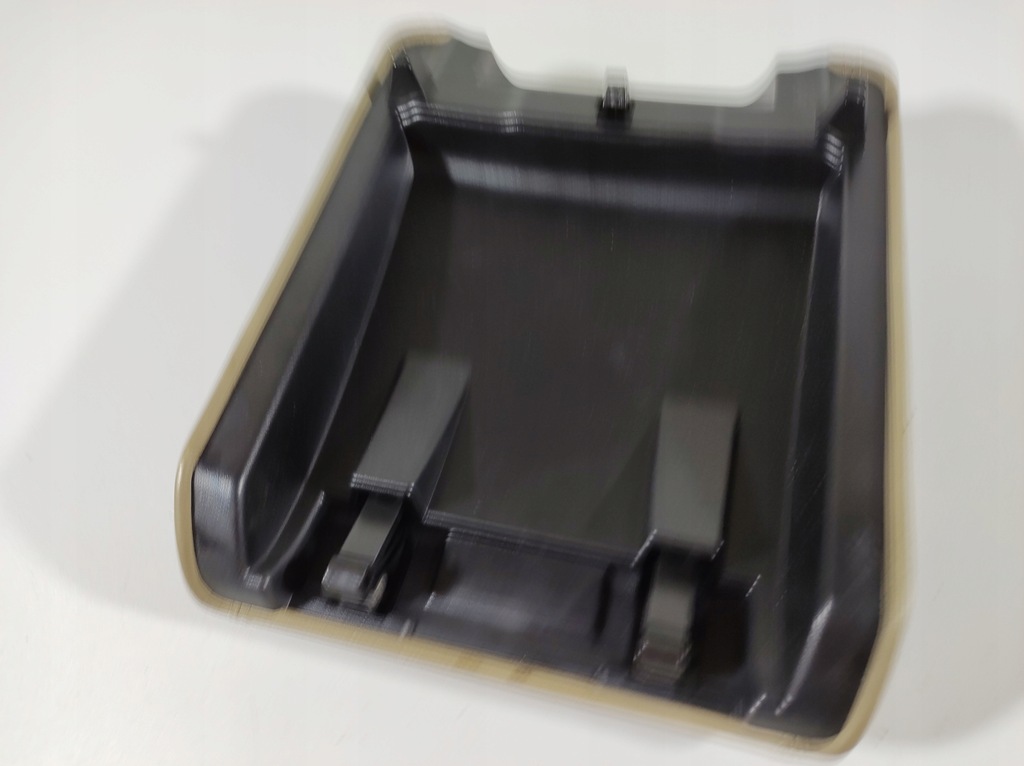 фото №13, Range rover evoque 12- підлокітник