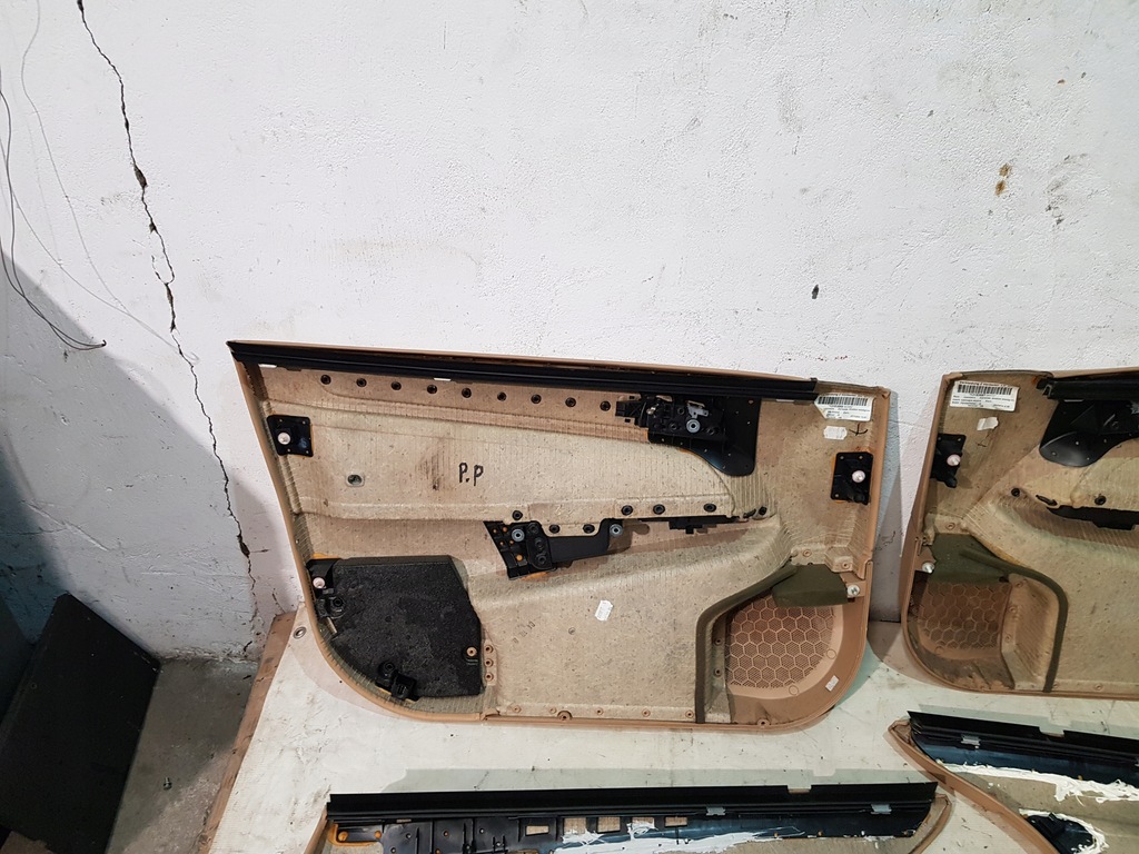 фото №7, Обшивки дверь opel astra h iii eu 5 дверь hb комплект