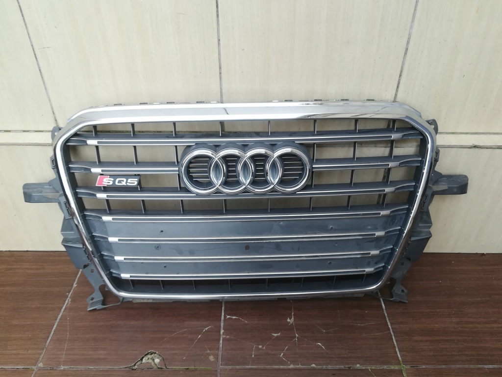фото №1, Решётка радиатора решётка радиатора бампера audi sq5 lift 12-16 оригинальный номер