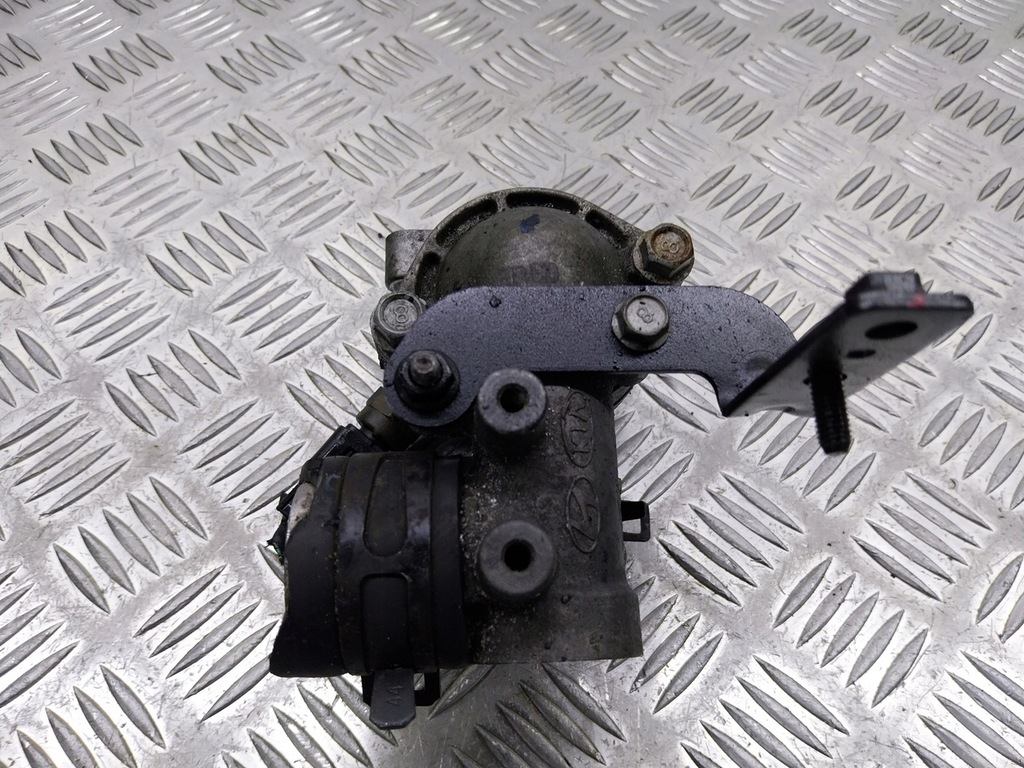 фото №1, Корпус термостата kia ceed 1.6 crdi