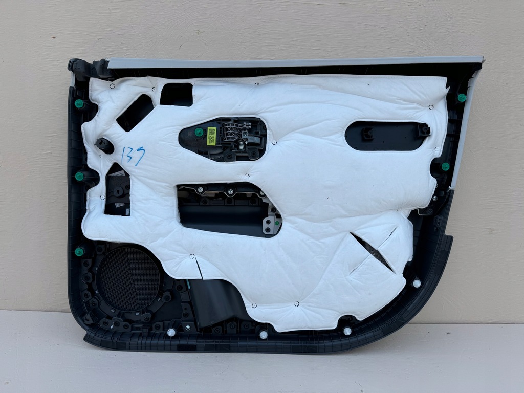фото №16, Hyundai ioniq v 5 22r- оббивка обшивка двері лівий перед