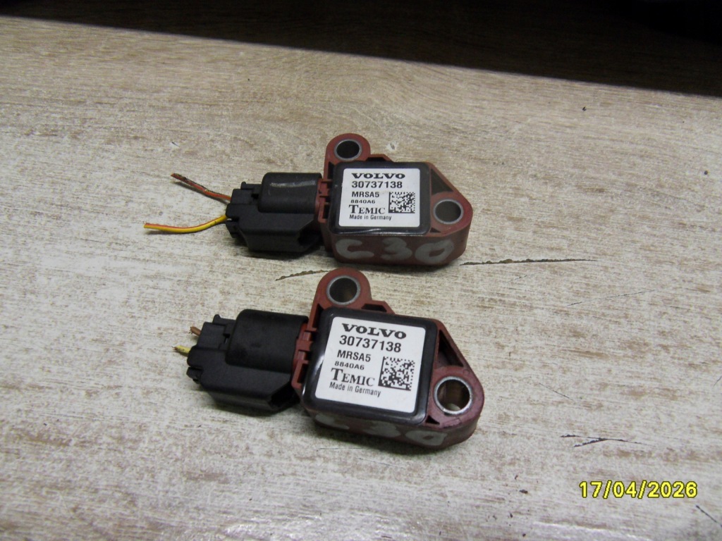 Купить Датчик удара volvo c30 30737138