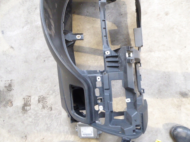 фото №11, Passat b6 3c приборная панель приборная панель подушка безопасности консоль ремни