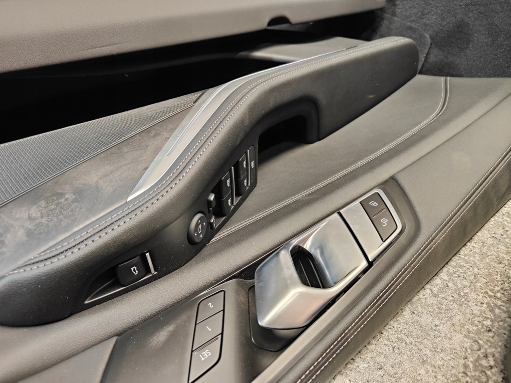 фото №16, Bmw x5 g05 lci оббивка сидіння обшивки m набір sport czarna шкіра europa