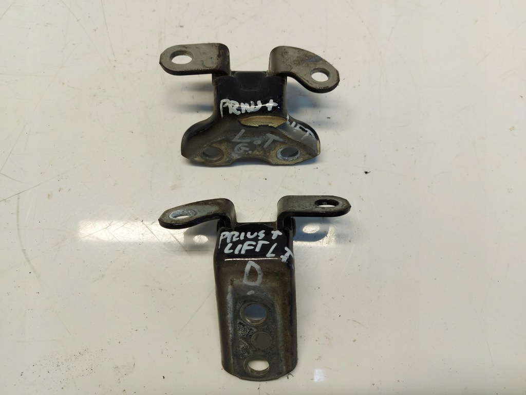 фото №1, Toyota prius + петлі двері лівий задня